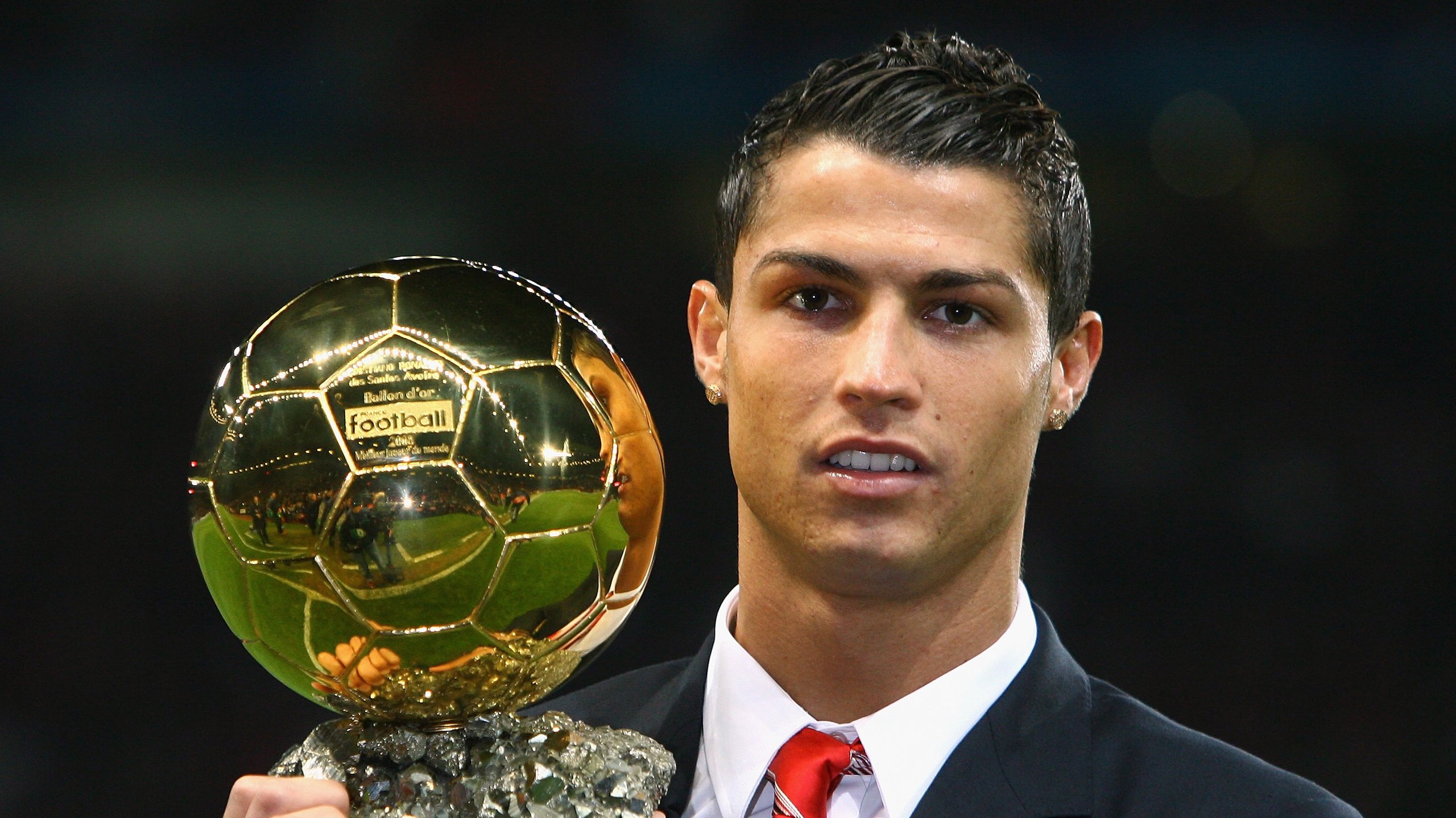 德甲争冠战焦点战,荷兰足球哲学如何成为拜仁压制马赛的终极密码?